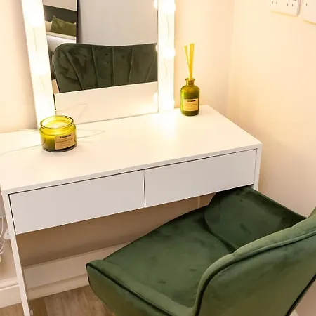 Heart Of Gem 2 Bed 2 Bathroom * לידס